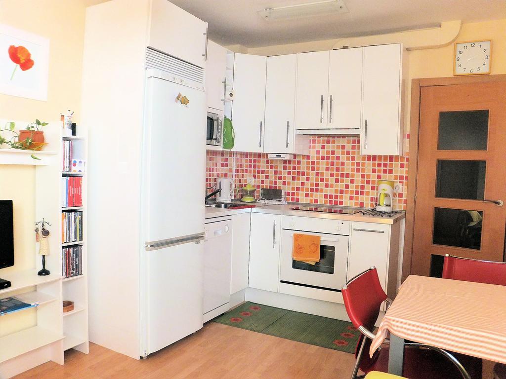 Apartamento Verde, Tranquilo, 2 D, Parking Opcional Sevilla Kültér fotó