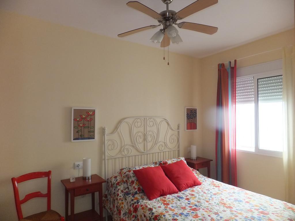 Apartamento Verde, Tranquilo, 2 D, Parking Opcional Sevilla Kültér fotó